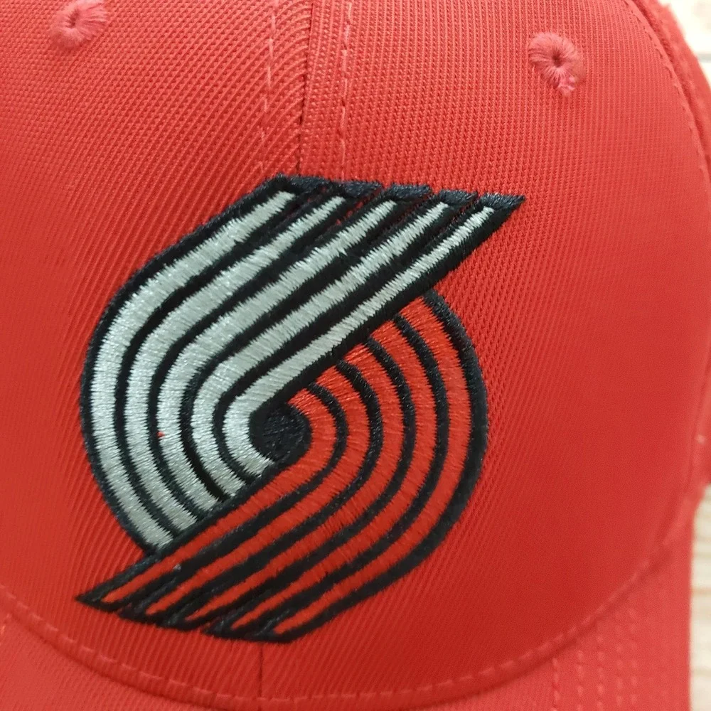 Portland Trail Blazers Hat Cap Fitted OSFA Red NBA Basketball Mens‎ One Size